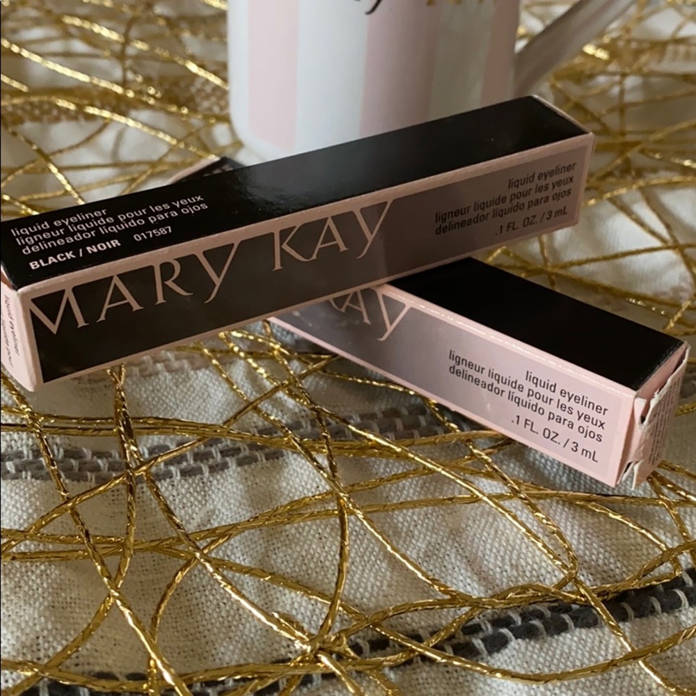 Mary Kay Liquid Eye Liner (previous design)